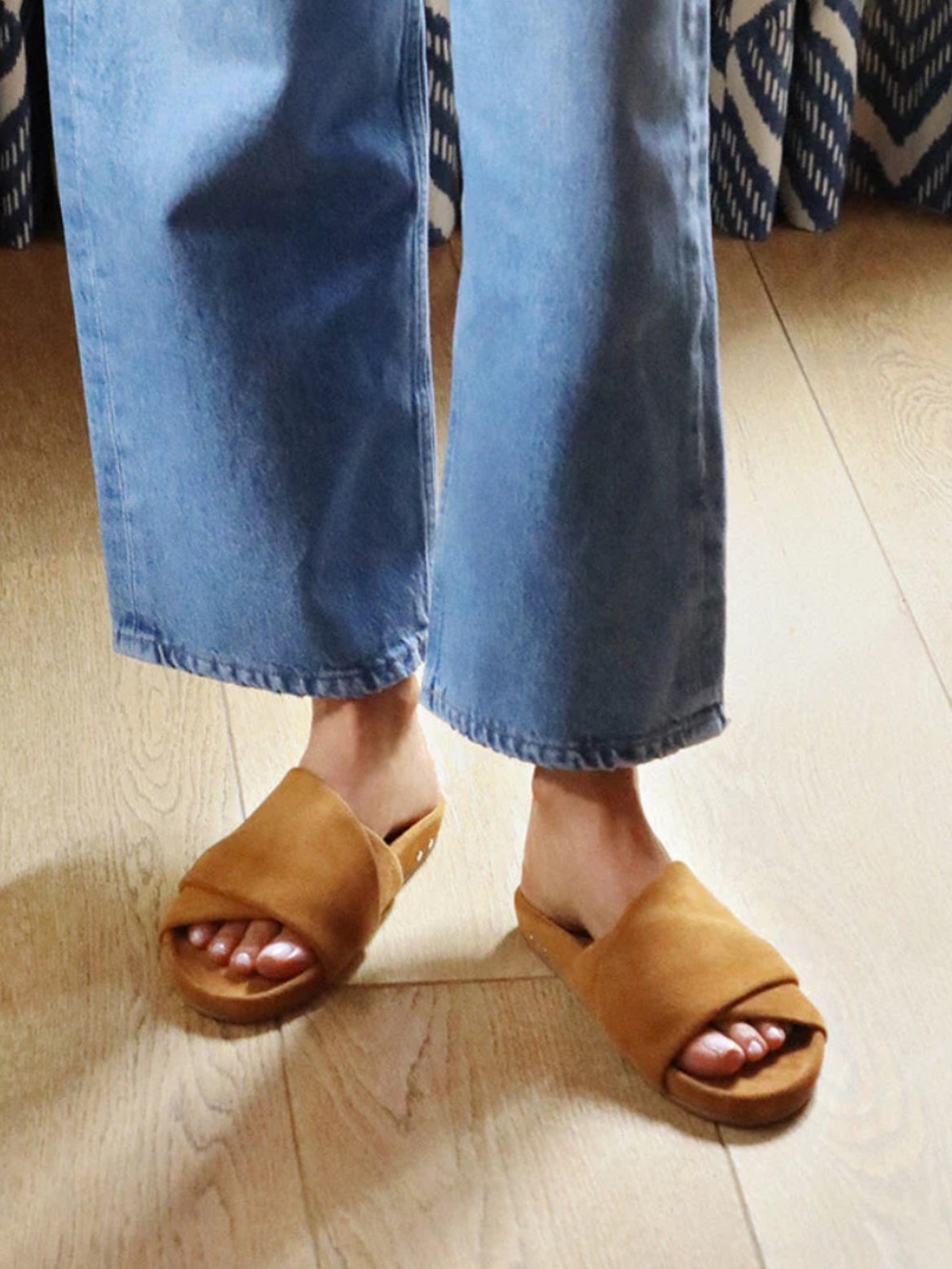 beek. KIA Slide Suede Sandal